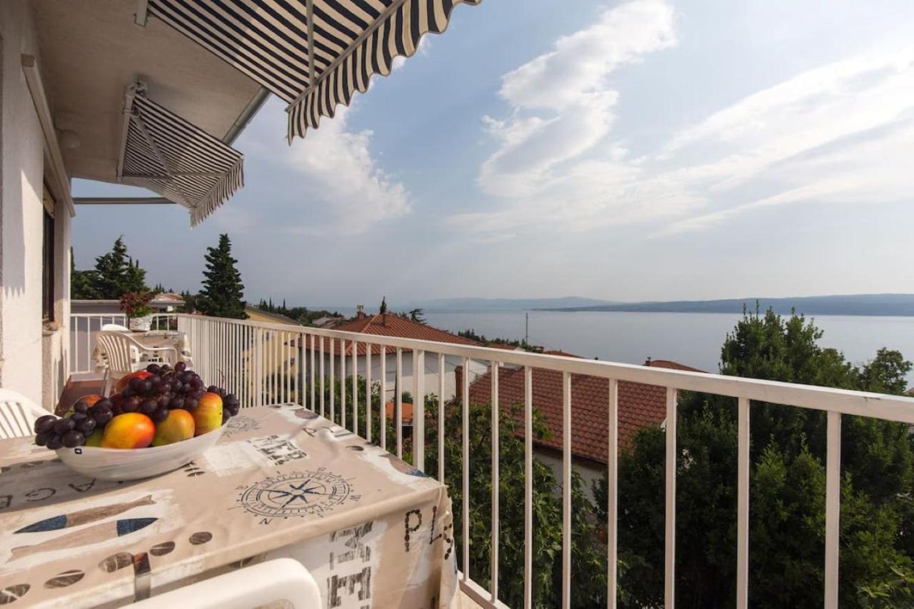 Apartments Simona Crikvenica Exterior photo